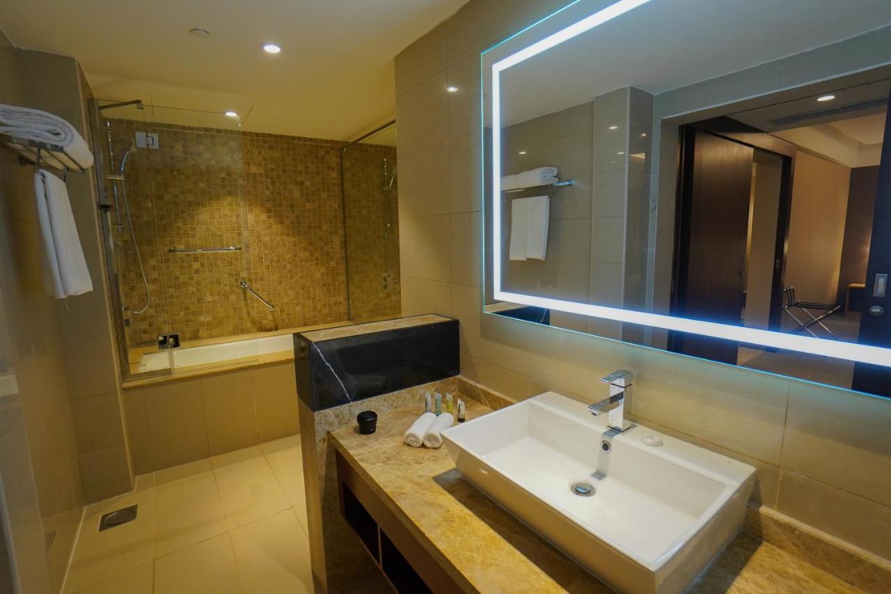 The Grand Lux Hotel Doha Exterior photo Bathroom